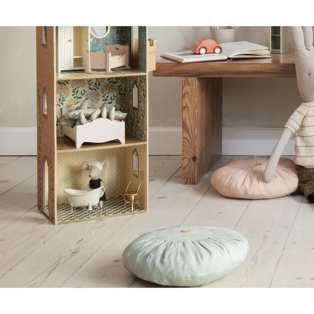 Maileg bathtub for mice